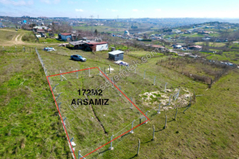 Arnavutköy Tayakadın Satılık Arsa , 172 m2 Yolu Var Evlerin Yakını