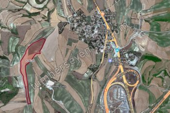 Arnavutköy Yassıörende Satılık Arsa , 980 M2 Yolu Var Hisseli