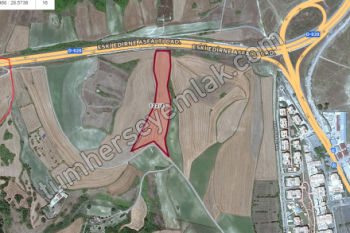 Arnavutköy Yassıörende Satılık Arsa ,189 m2 Cadde Cephe Hisseli 
